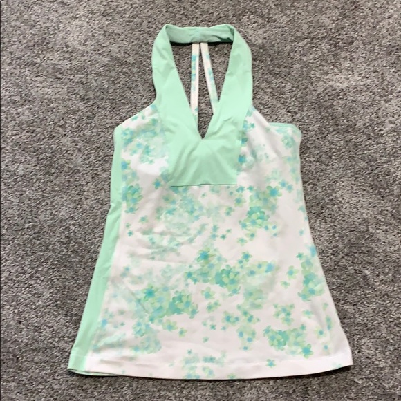 Lululemon tank - Picture 3 of 4